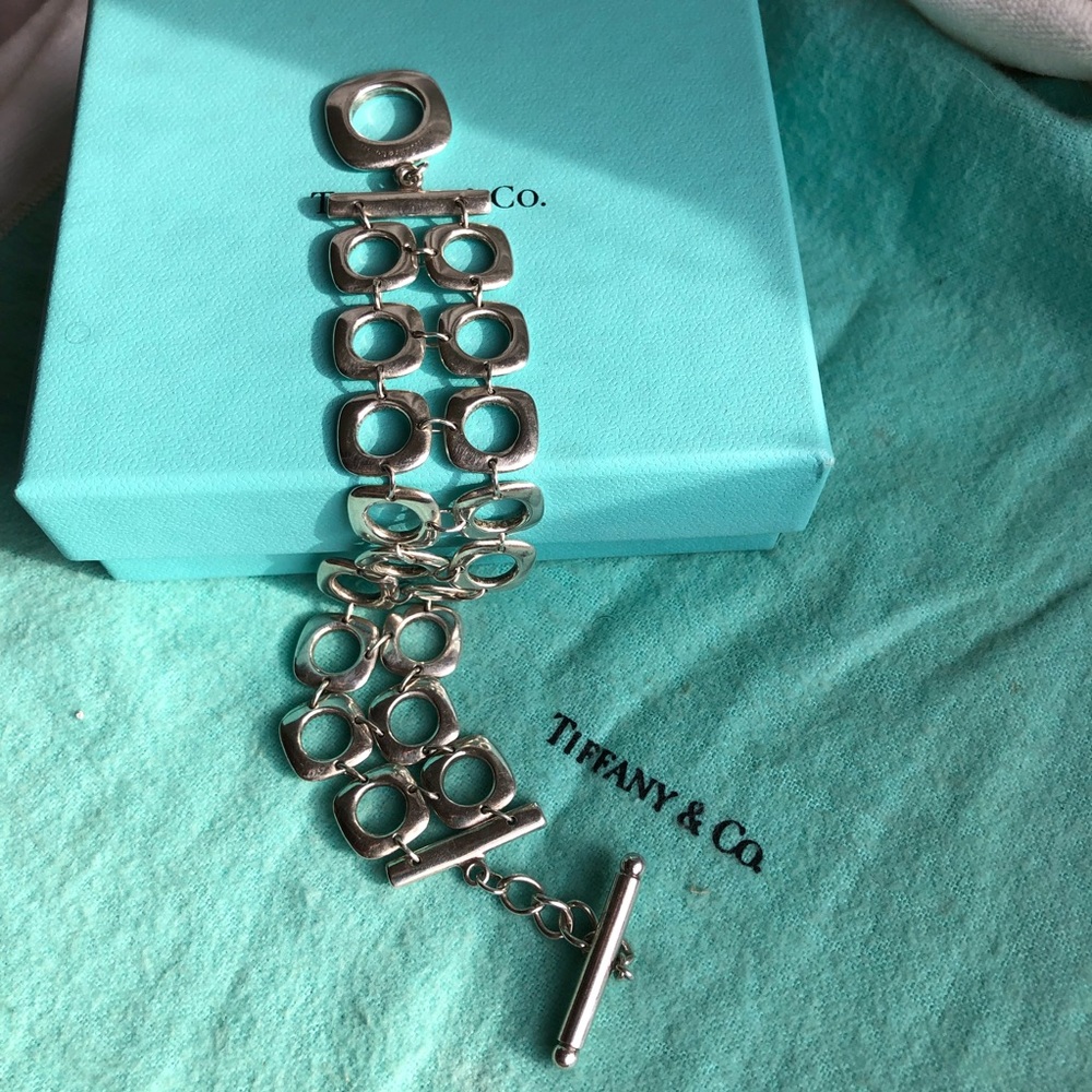 Tiffany & Co. Sterling Silver "Cushion" Toggle Bracelet